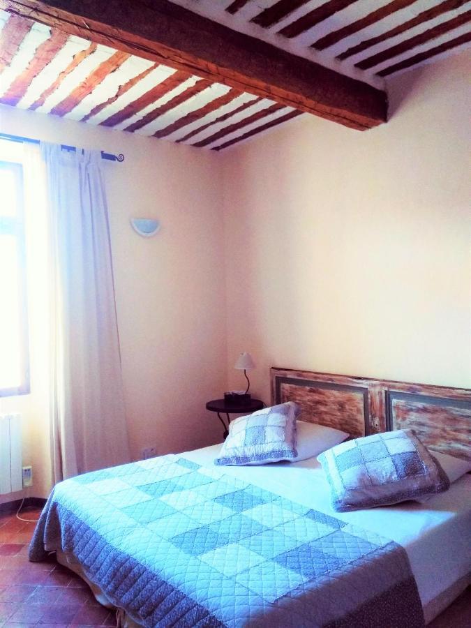 Chambre D'Hotes Face Au Lavoir Méthamis Exteriör bild